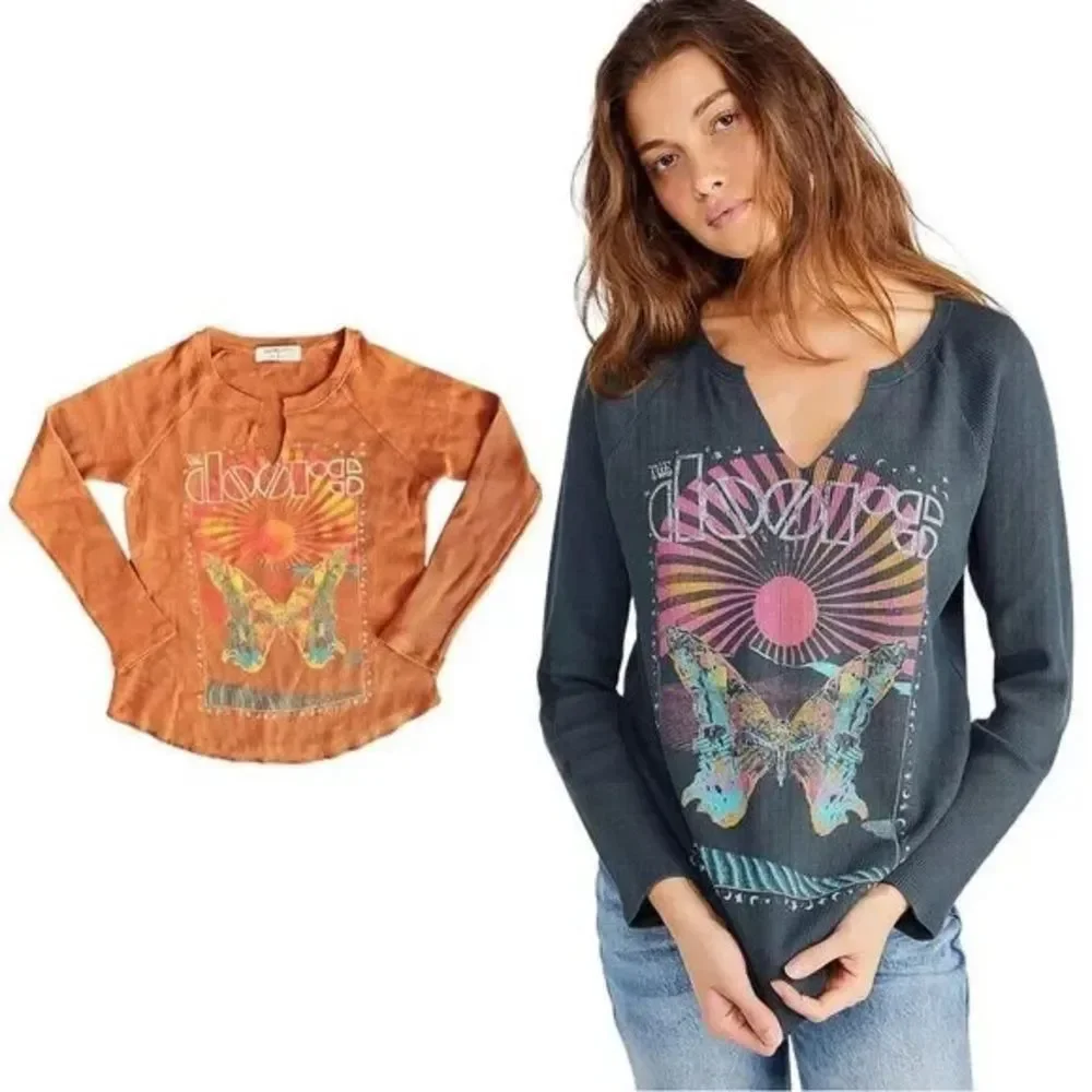 ⚠️🫶SOLD-8/11/23⚠️Daydreamer The Doors Butterfly Poster Thermal Shirt